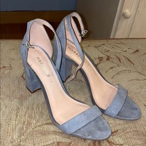 Gray heels